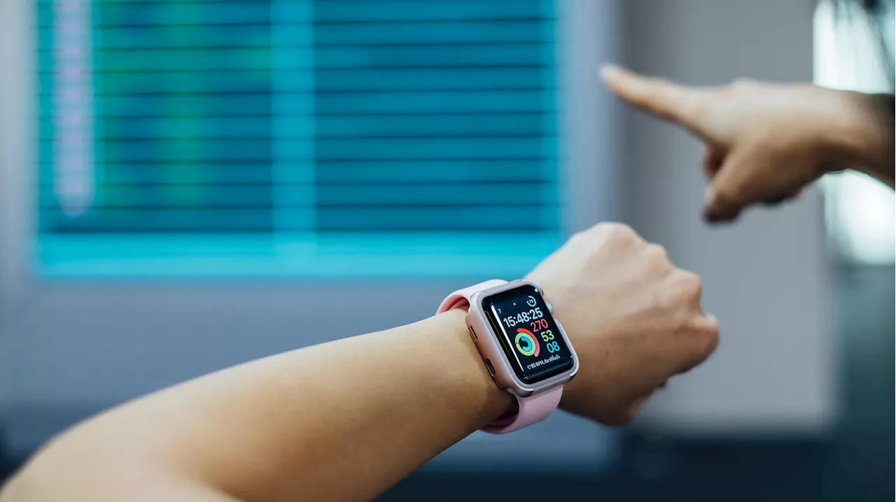 More Than a Fitness Tracker: Unlocking the Apple Watch for International Travel