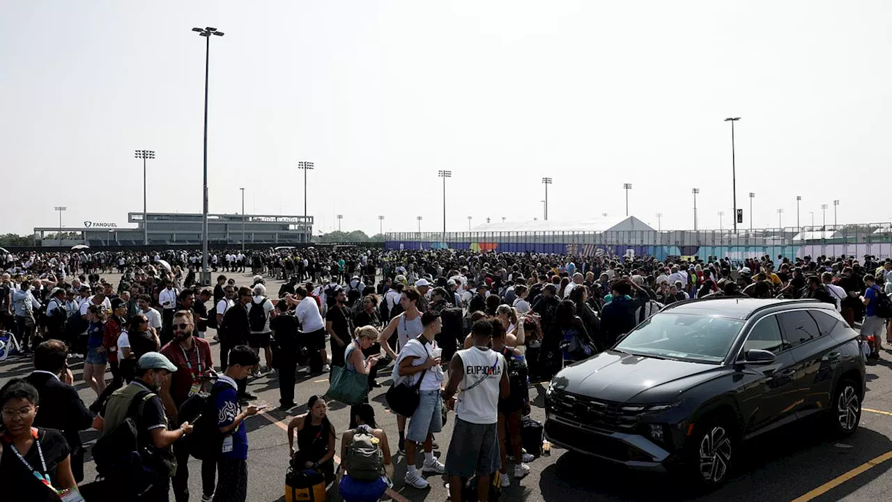 World Cup Final Chaos: $7,000 Tickets and 4-Hour Queues at MetLife Stadium