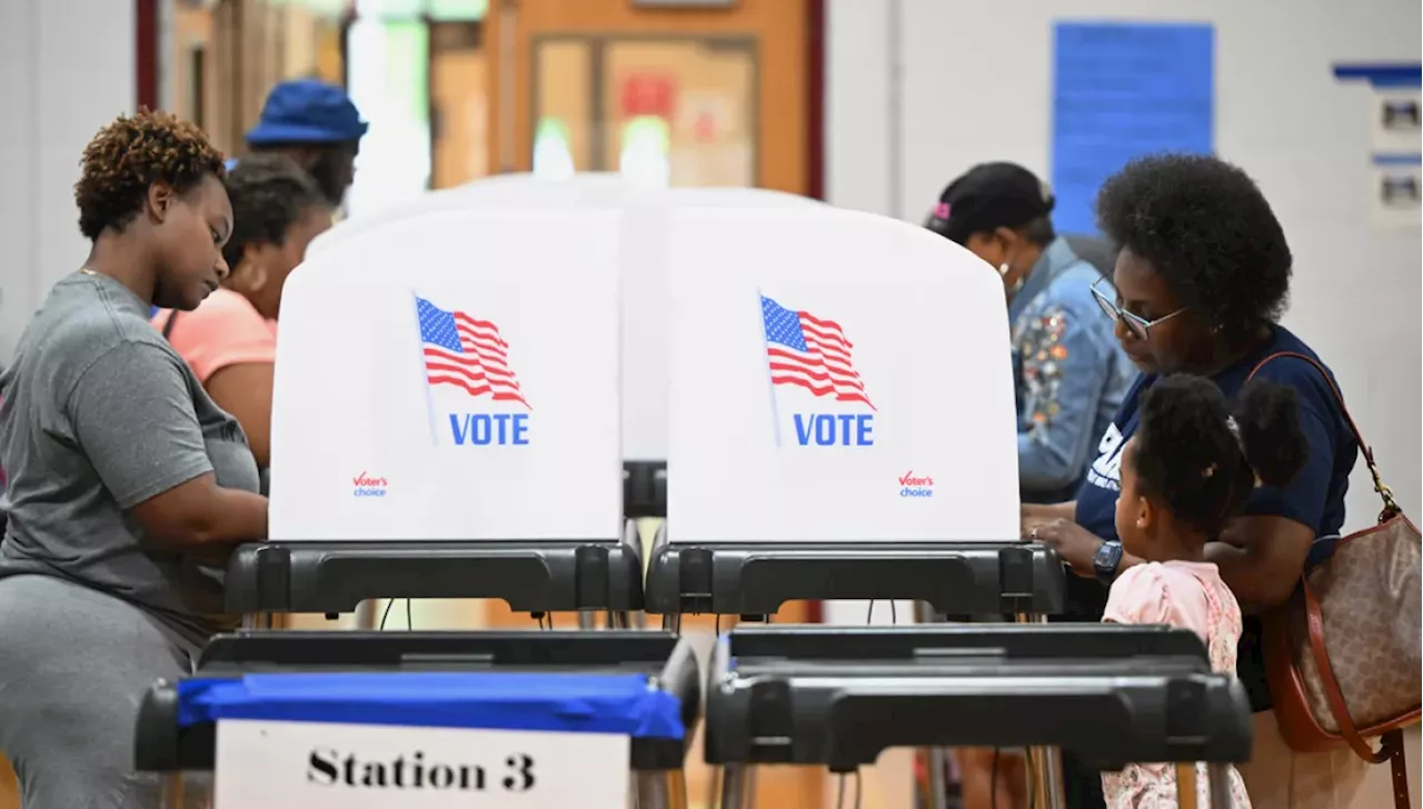 Insiders vs. Electorate: The Sudden Shake-up of Senate Races in Maine and South Carolina
