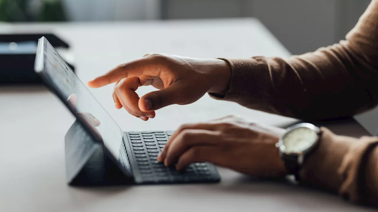 The Laptop Killer? Evaluating the 2026 Tablet Keyboard Landscape