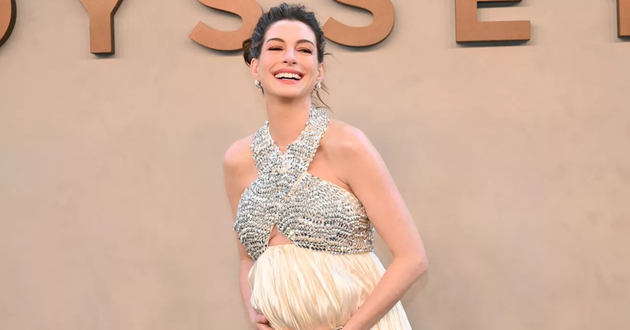 Anne Hathaway’s "Buzzer-Beater" Baby: Redefining Motherhood in the 40s