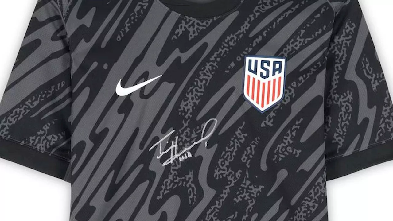 Securing the Signature: Fanatics Collect Launches Verified Autograph Jersey Line