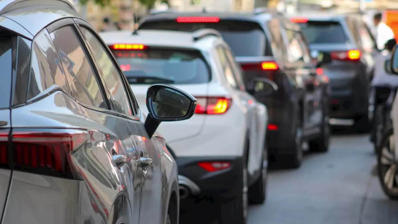 Stop the Lane-Hop: The Math of Beating Traffic Jams