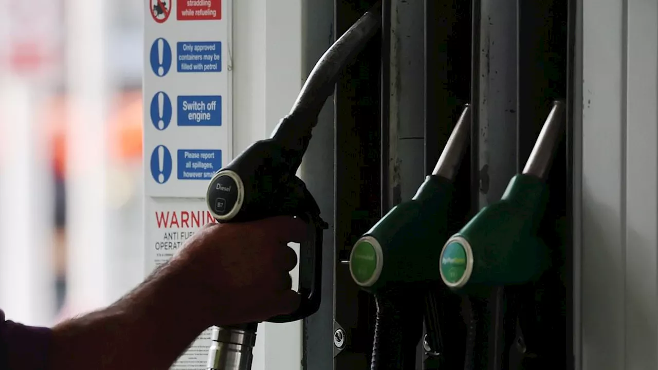 Oil's $100 Threshold: How Middle East Chokepoints are Hitting UK Pumps