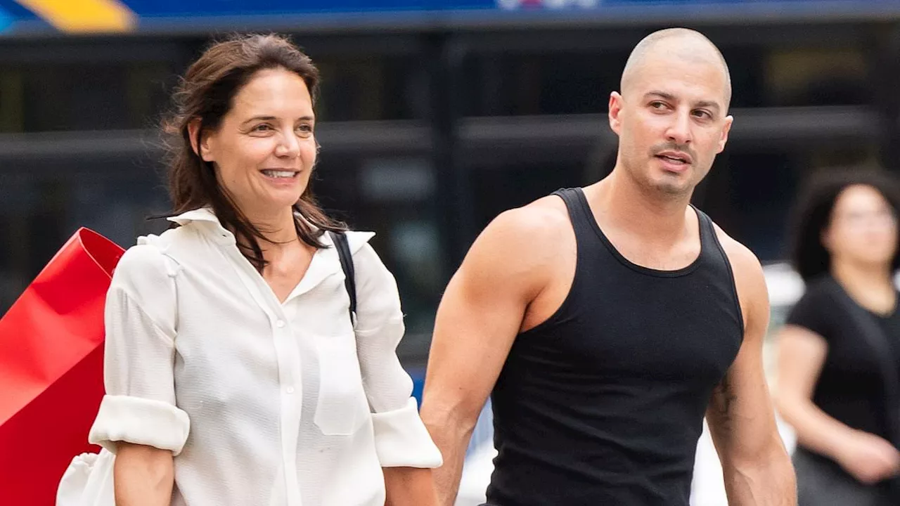 From Hollywood to Fine Art: Katie Holmes Debuts New NYC Romance