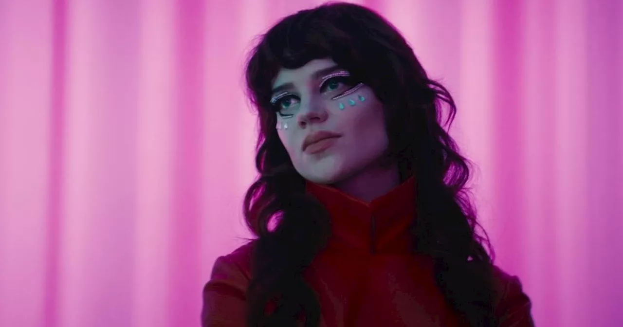 Beyond the Scream Queen: Sophie Thatcher’s Intuitive Shift in 'Her Private Hell'