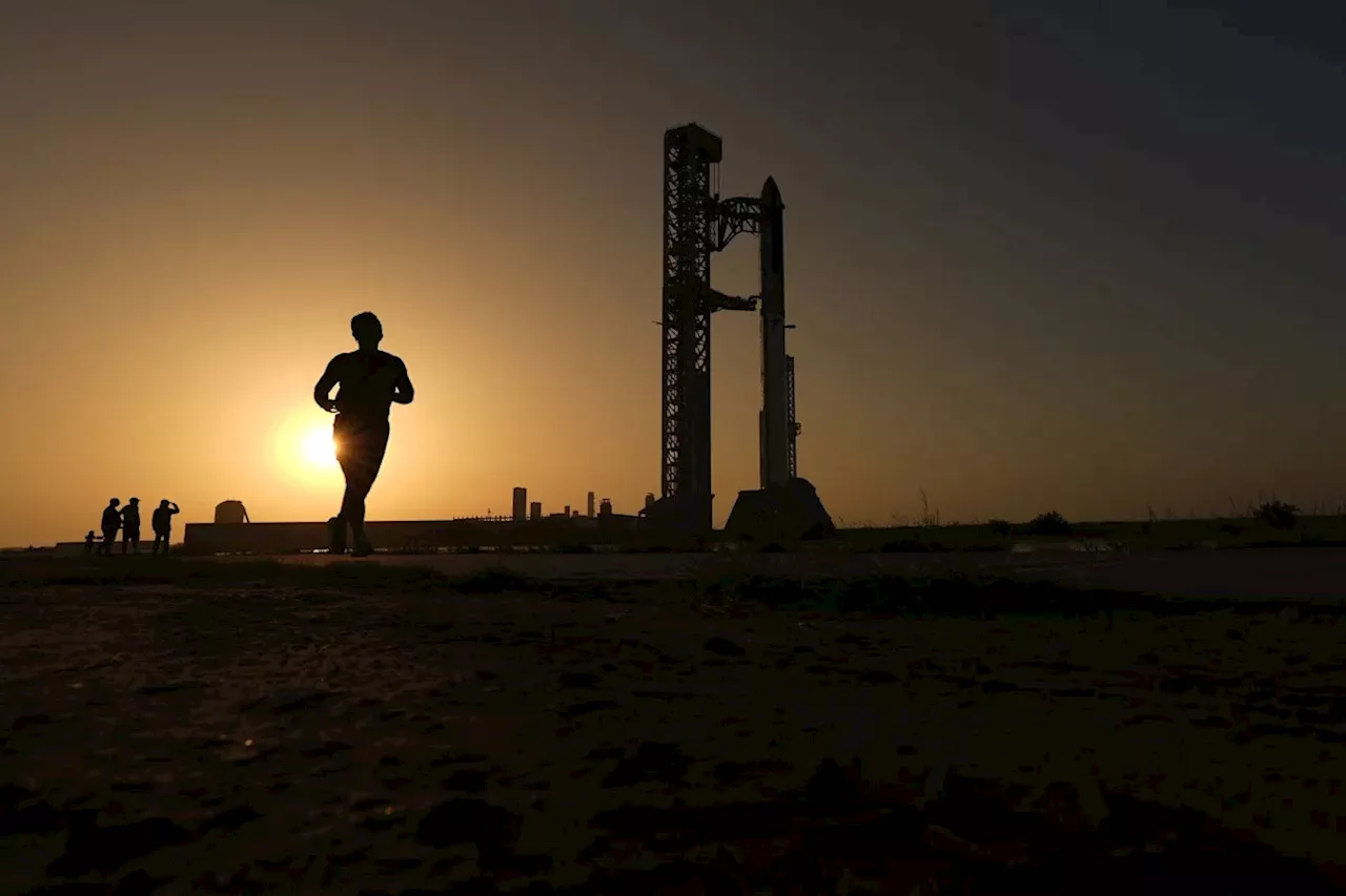 SpaceX Starship's 13th Flight: Testing the Heat Shield for the Moon and Mars