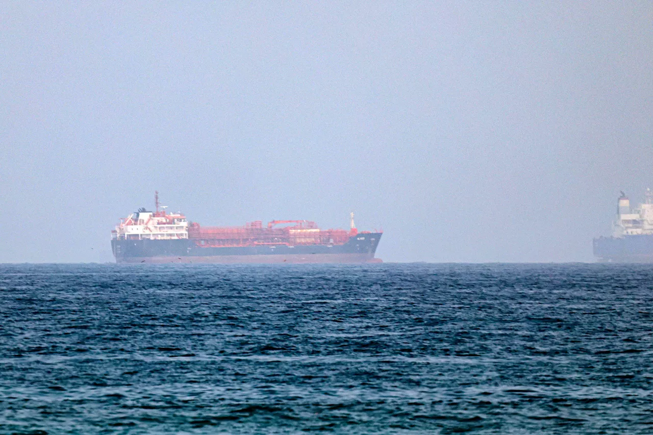 The Hormuz Shadow: How Iranian Threats are Redrawing Global Shipping Routes