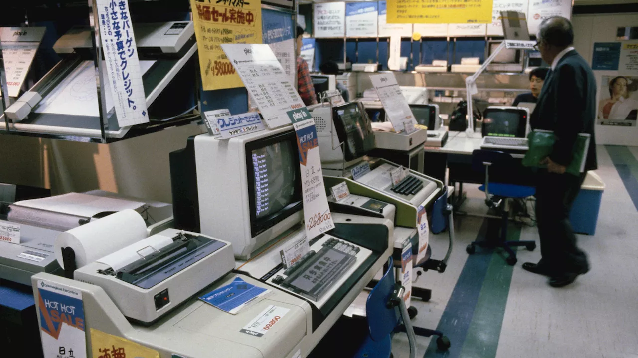 Japan’s Tech Paradox: Why MiniDiscs and Pocket Dictionaries Still Matter