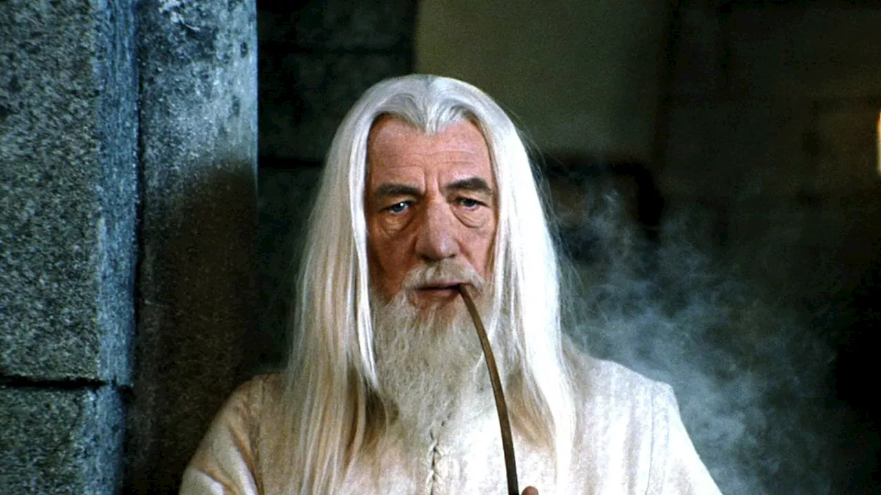 The Wisdom Left Behind: Why Gandalf’s Warning to Frodo Never Reached the Screen