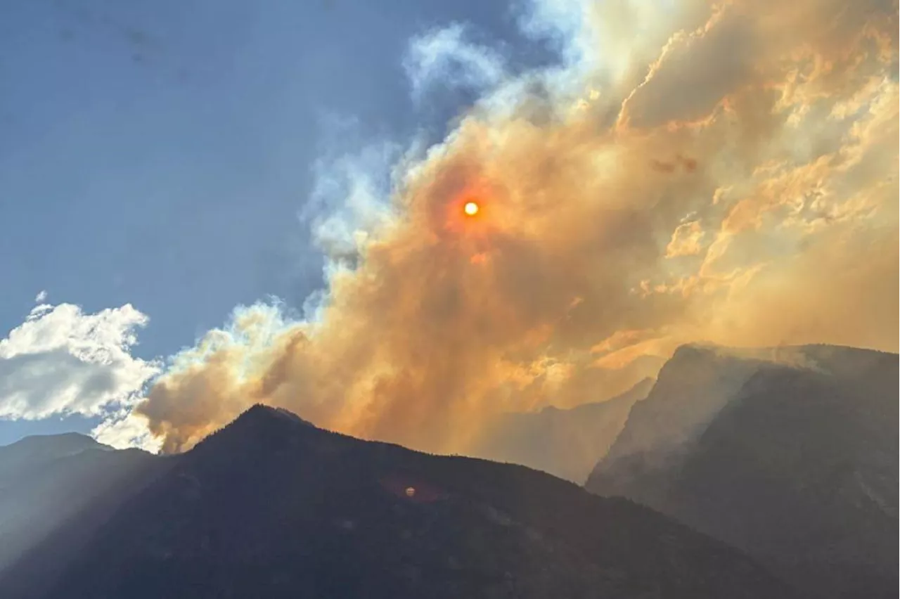Lillooet’s Riley Creek Fire: Wind and Terrain Fuel Out-of-Control Blaze