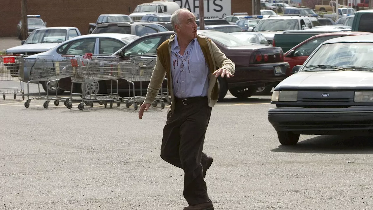 Mike Flanagan to Reclaim Stephen King’s The Mist from the Fog