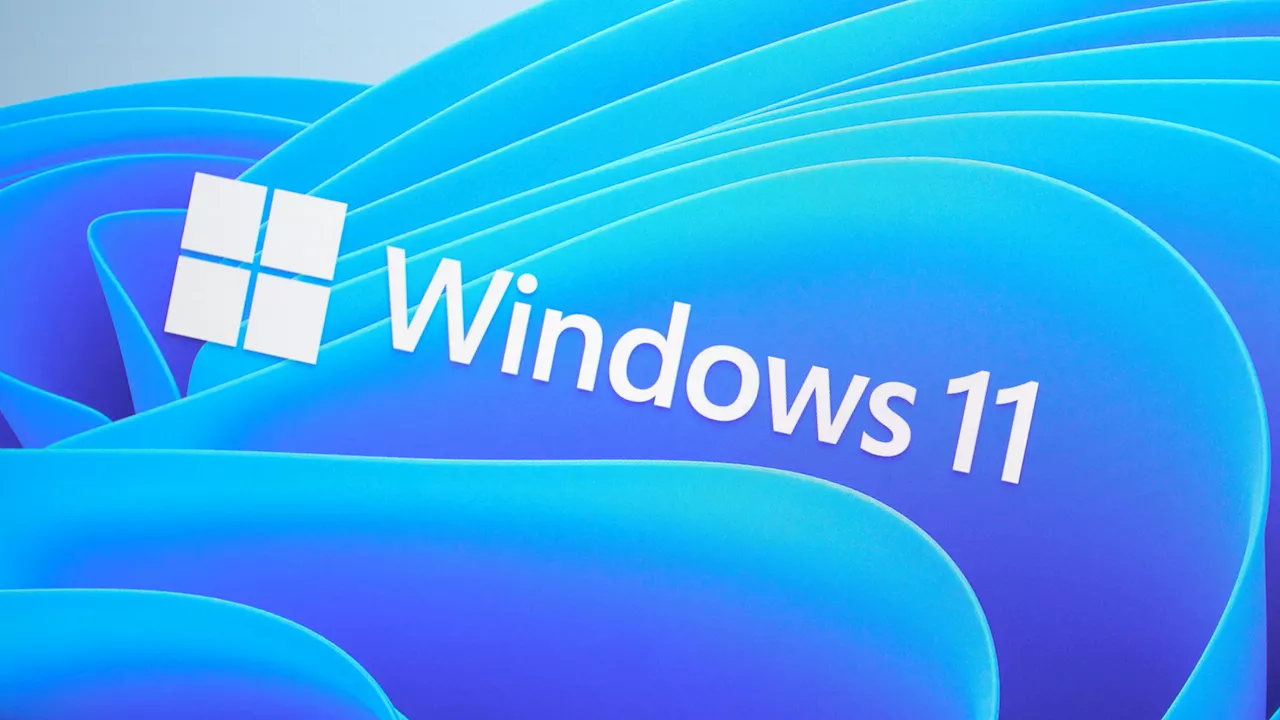 The Windows 11 Exodus: Why Performance and Privacy Concerns are Fueling a Shift to Linux and macOS