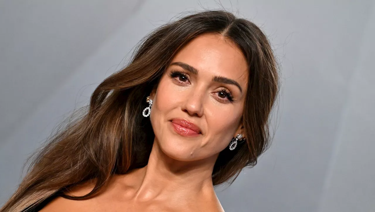 Beyond the Gym: Jessica Alba’s Olive Green Pivot
