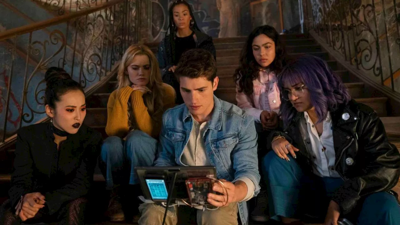 Marvel's Runaways to Return in 2026 with Rainbow Rowell "What If" Special