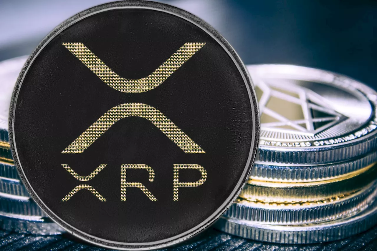 XRP's Billion-Unit Volume Spike Fails to Break Technical Bearishness