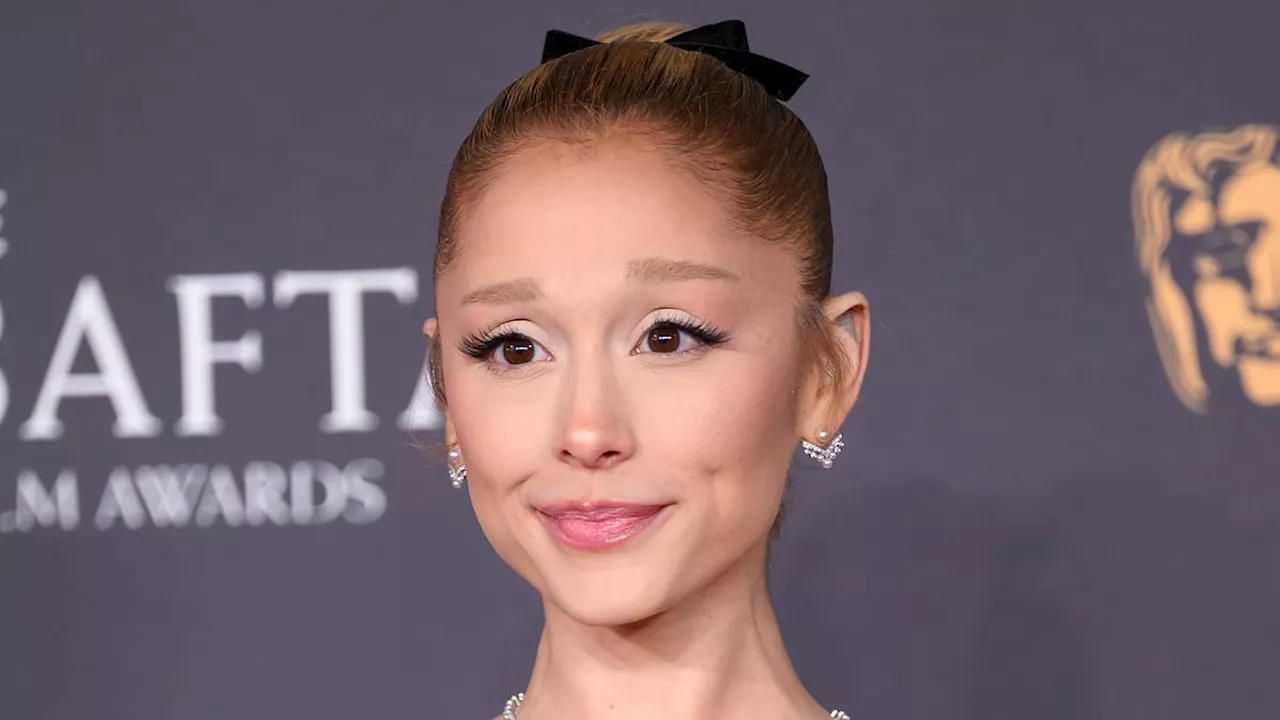 The Cost of the 'Airbrushed' Ideal: Ariana Grande and the Beauty Trap