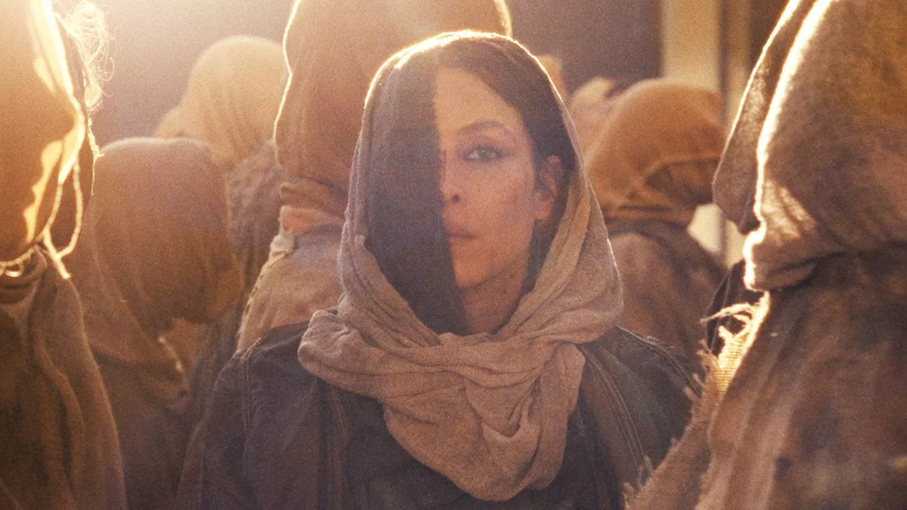 Noomi Rapace Leads Dystopian AI Thriller 'Hot Spot' in Exclusive NYC Preview