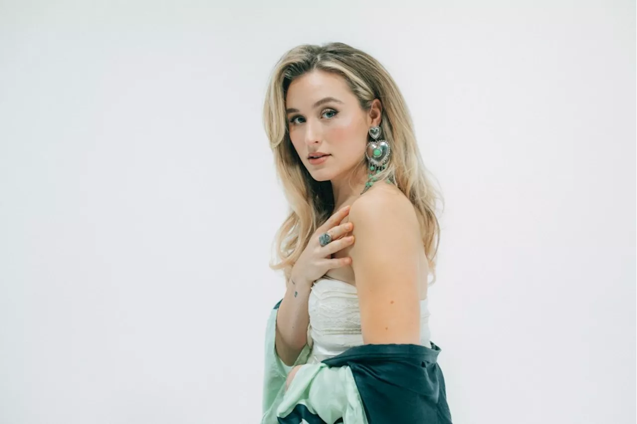 The Accidental Lyric: Harper Grace’s 'Underneath the Harvest Moon' and the Power of Intent