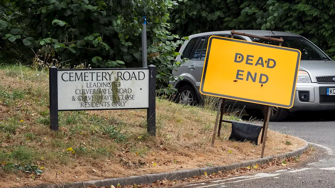 Bureaucratic Blindness: The 'Dead End' Sign That Insulted Wimborne's War Dead