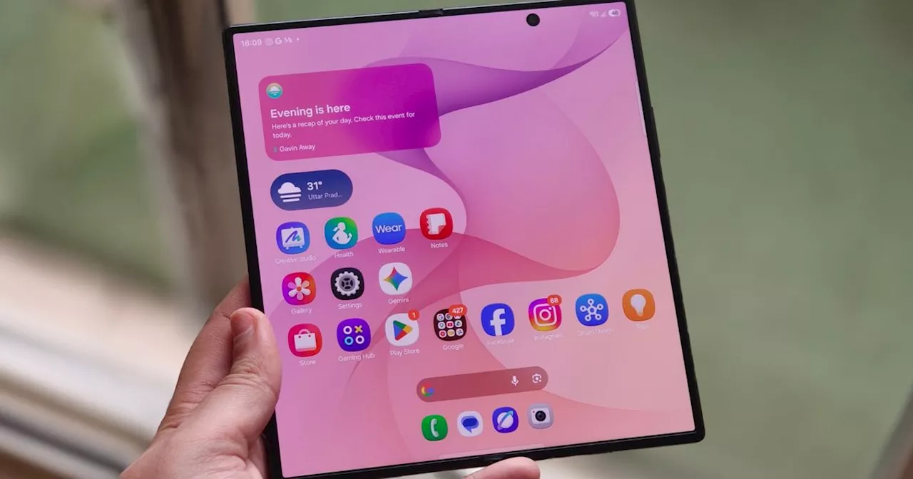 Samsung's Foldable Split: Why the $200 Ultra Premium is the Real Play