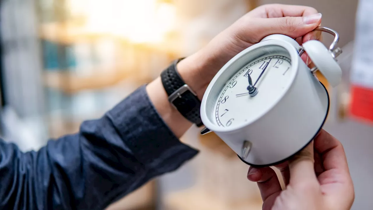 The Battle for the Sun: Why Permanent Daylight Saving Time is Stalling in the Senate