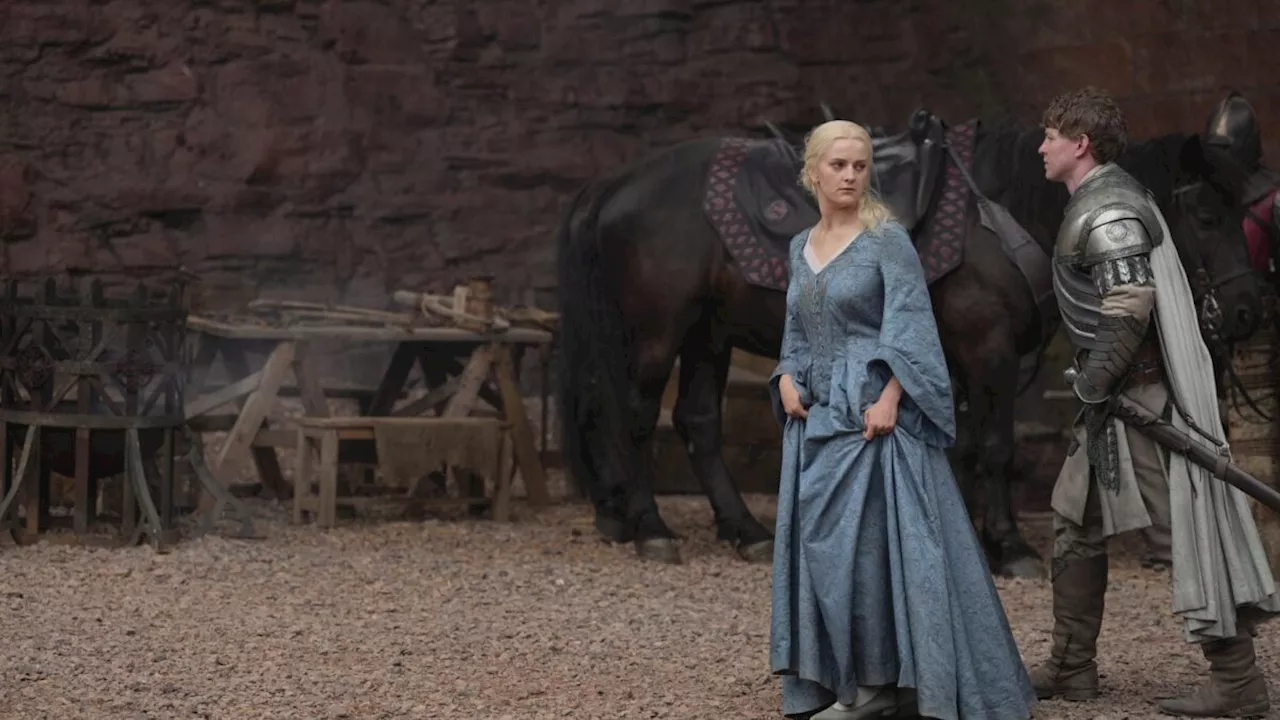Phia Saban’s Helaena Targaryen: Navigating the Deviations of House of the Dragon Season 3