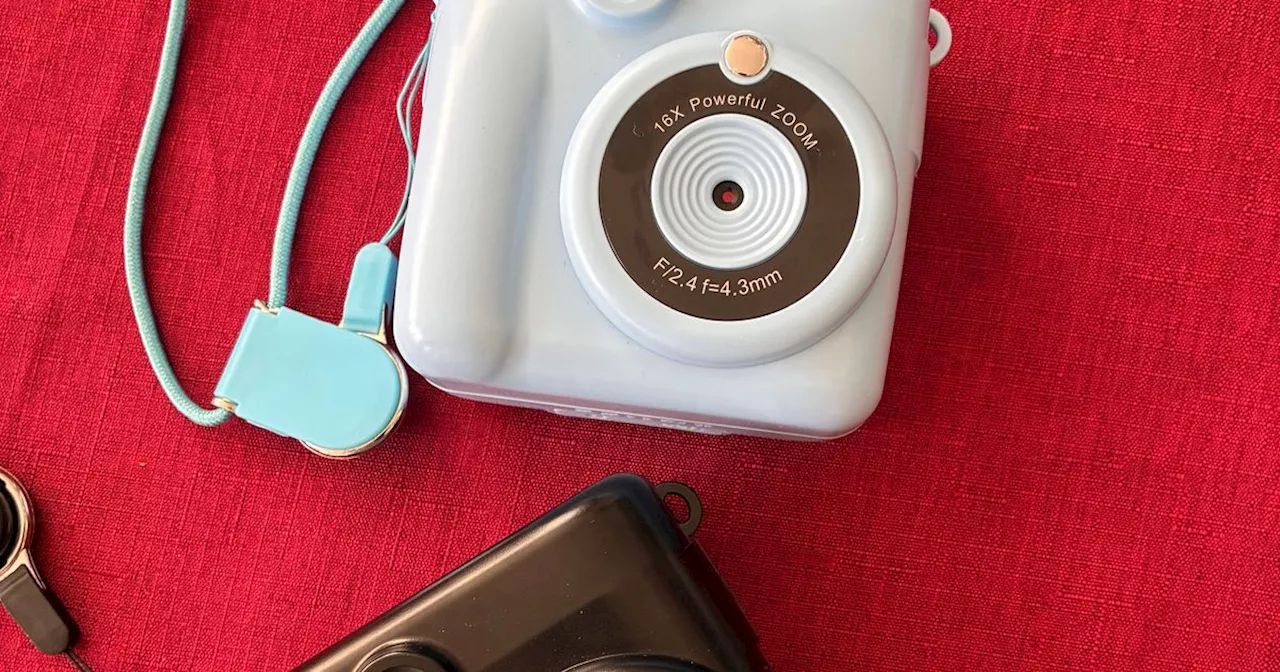 Beyond the Screen: How Instant-Print Cameras are Reviving Tactile Creativity in Kids
