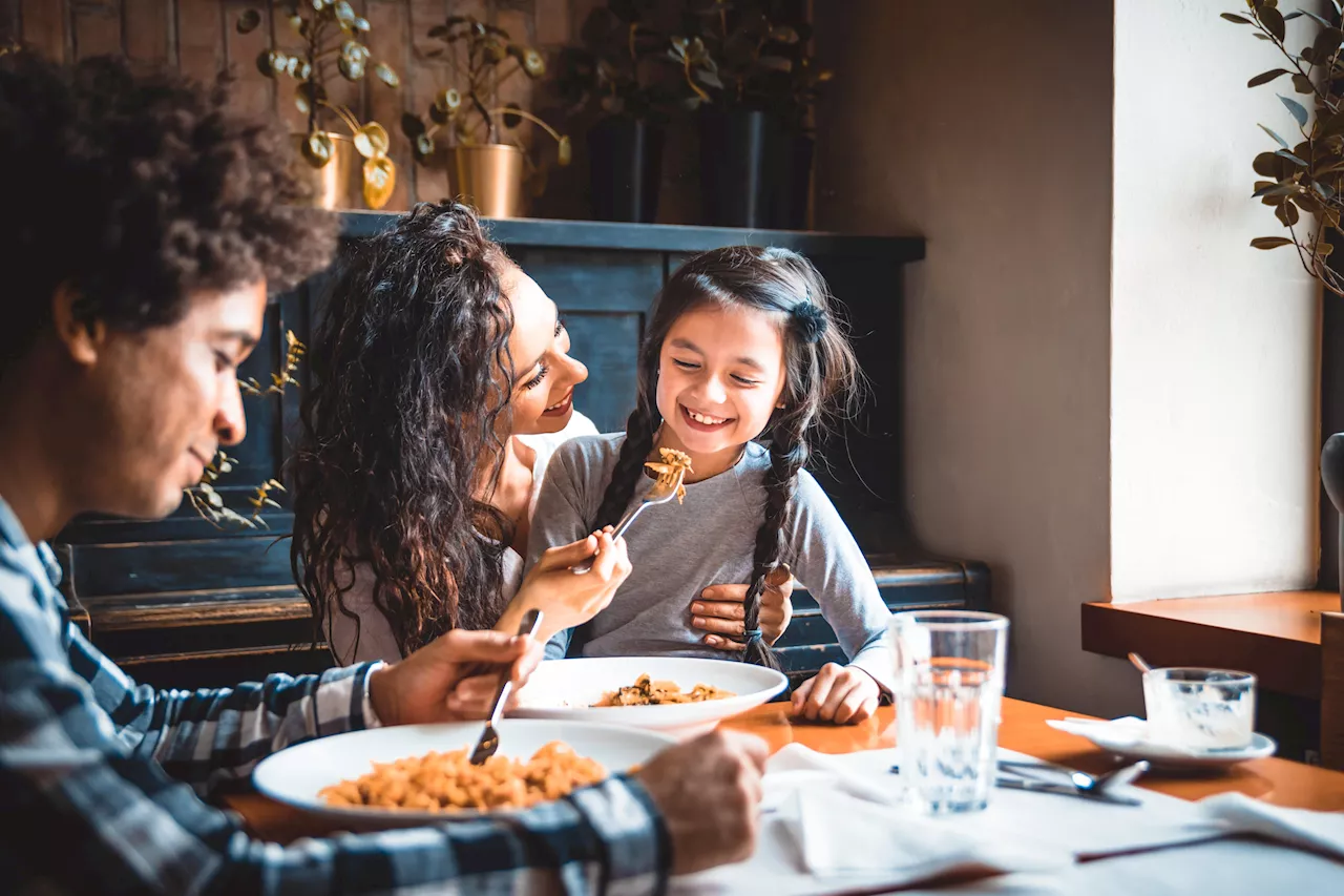 The Invisible Shift: Inside the 'Dining Manager' Crisis in American Homes