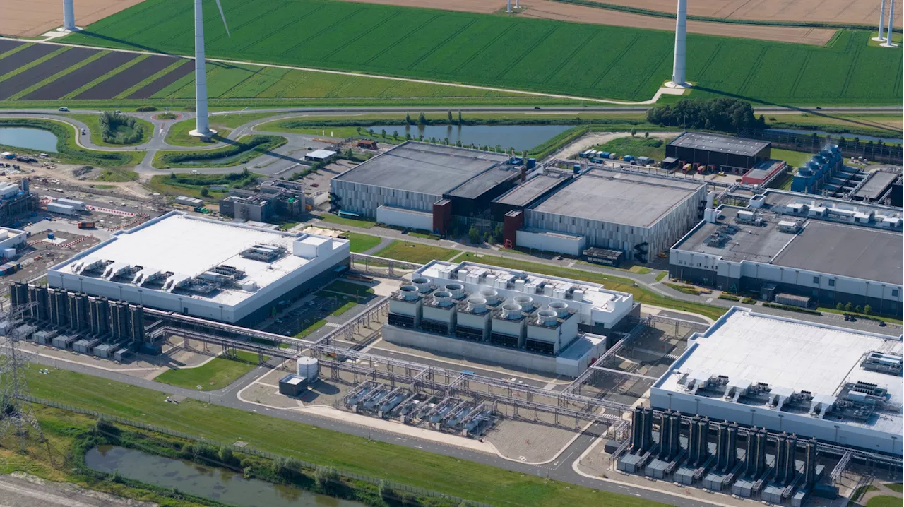 The Digital Infrastructure Wall: Why US Towns are Halting Data Center Growth