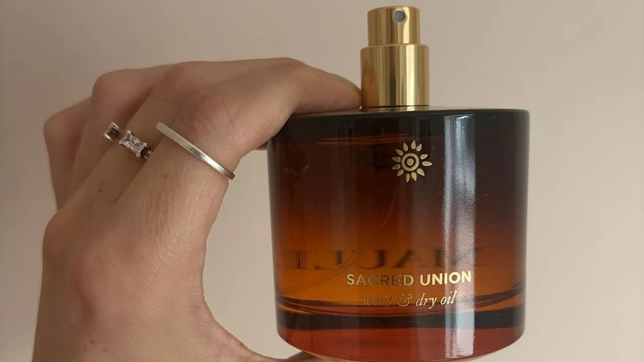 Beyond the Glow: Analyzing Mauli’s Sacred Union Dry Oil Strategy