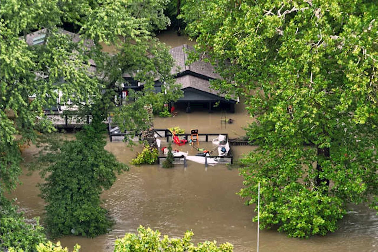 White River's Record Surge: Indianapolis Grapples with 'Once-in-a-Lifetime' Flood