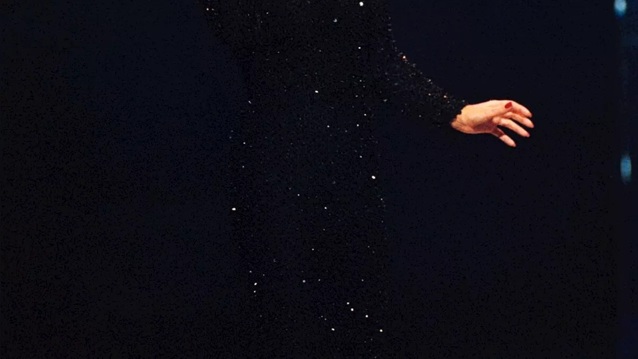 The High Cost of the West End Spotlight: Elaine Paige on Addiction and Insecurity