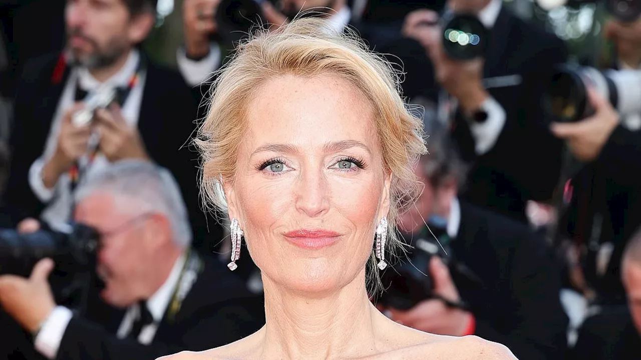 Beyond the 'Sexiest Woman' Label: Gillian Anderson's Path to Self-Acceptance