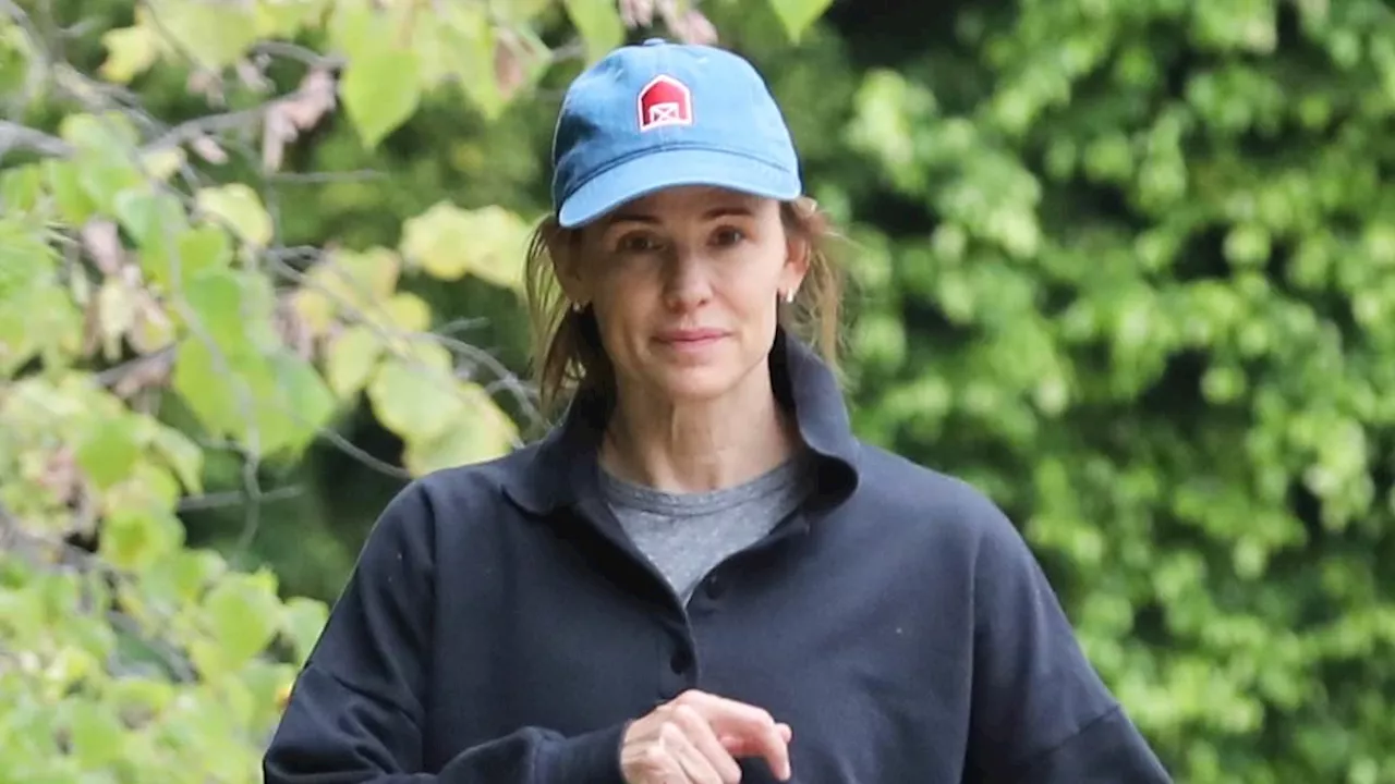The Art of the Co-Parenting Lunch: Jennifer Garner and Ben Affleck Celebrate a 54th Birthday