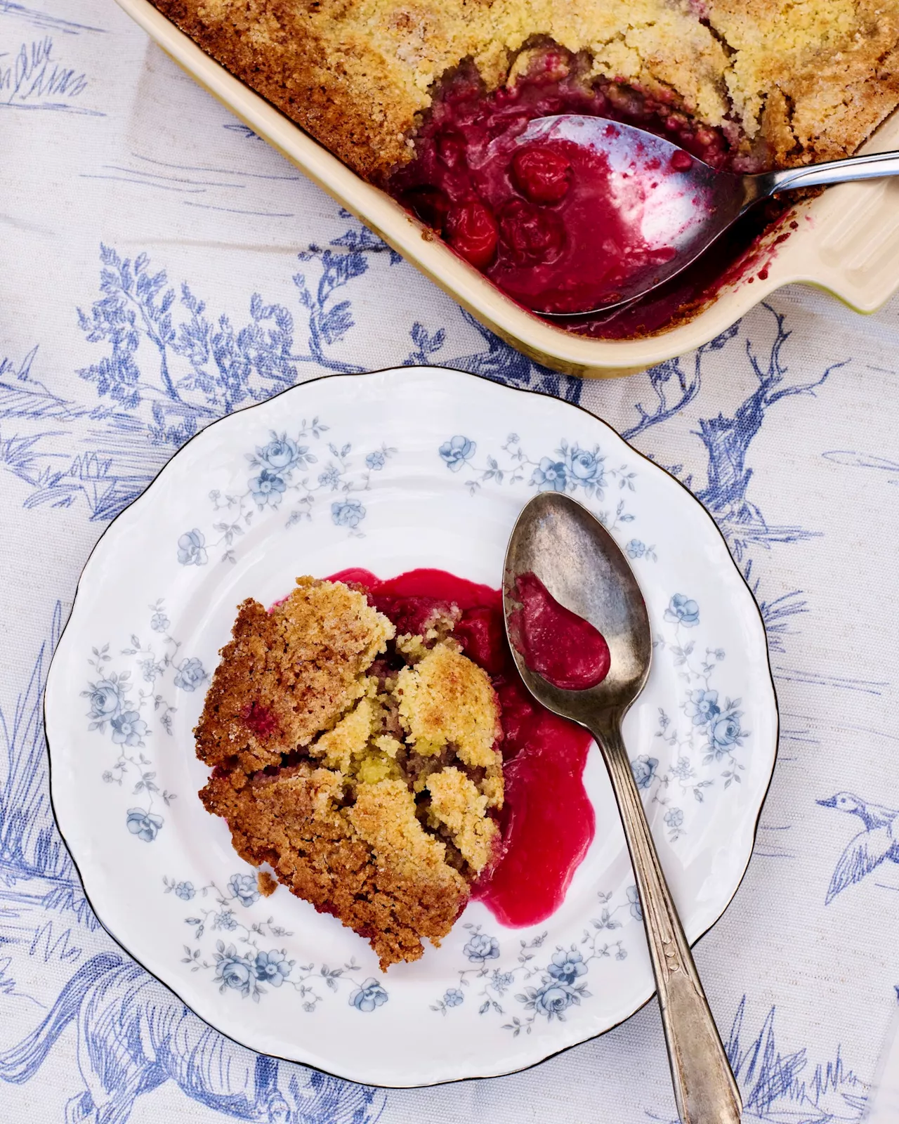 Mastering the 400°F Cherry Cobbler: A Technical Breakdown