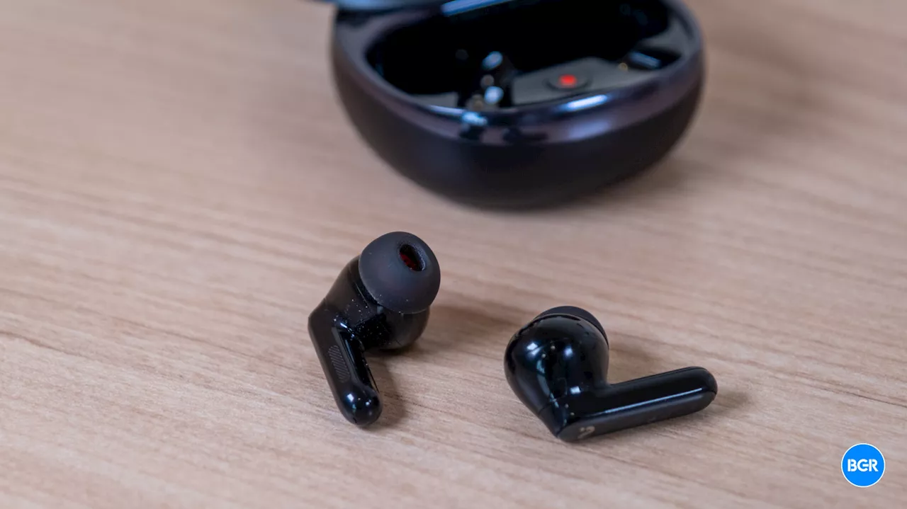 Transcription Over Tone: Can Viaim’s AI-First Earbuds Win?