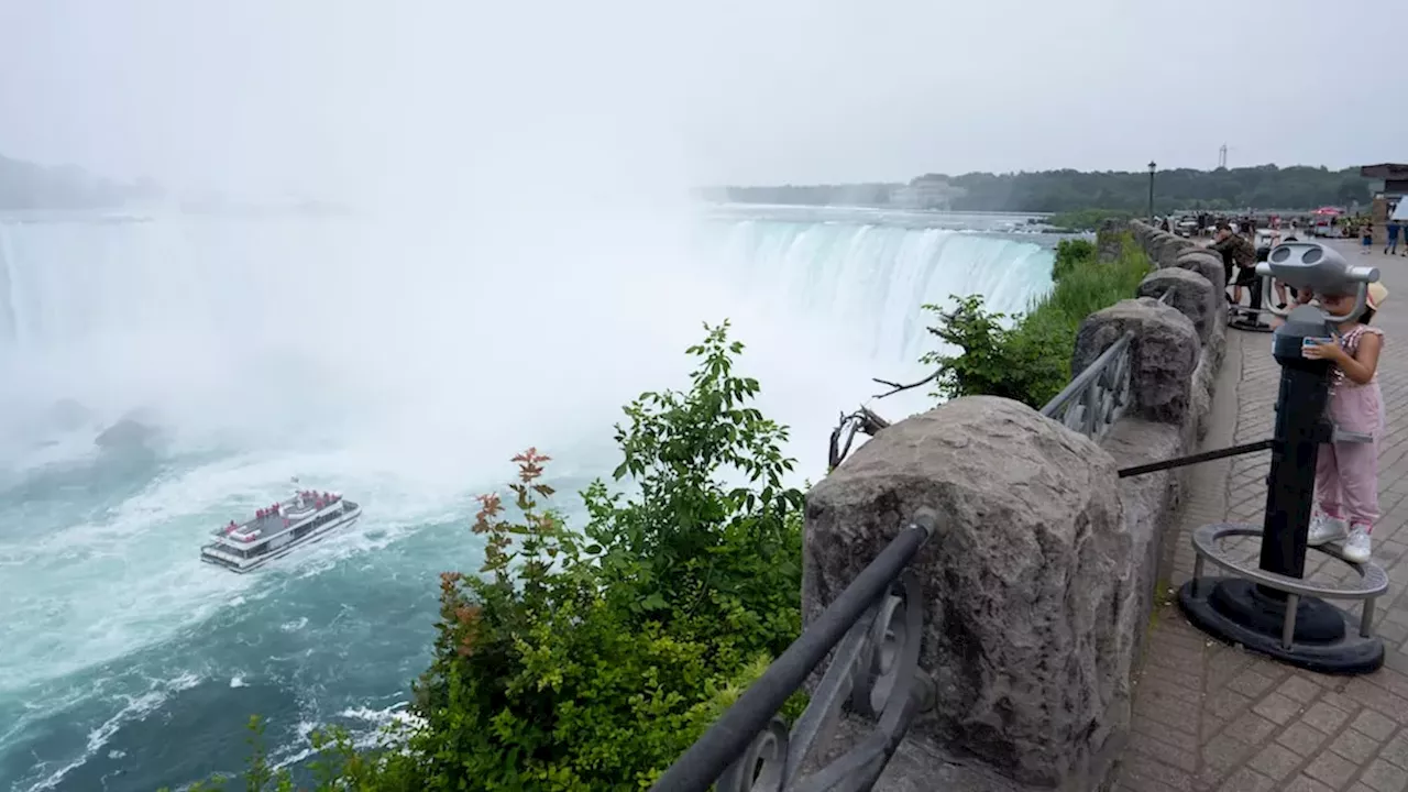 Beyond the Falls: Why Niagara Visitors Fear a Fragile Canada-U.S. Trade Deal