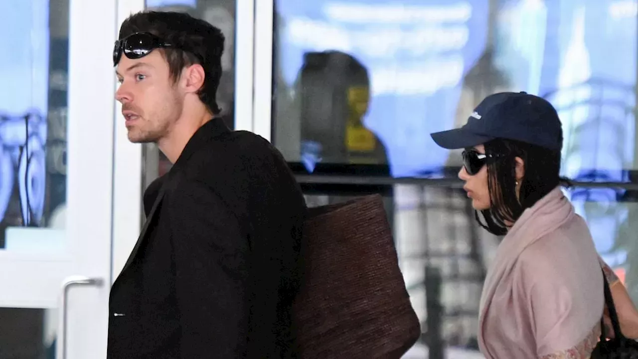 Harry Styles and Zoe Kravitz Land in NYC Amid Madison Square Garden Residency and Wedding Rumors