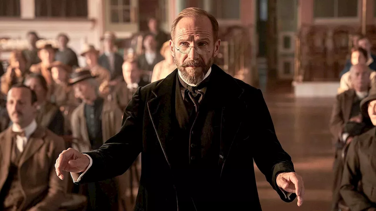Ralph Fiennes Steps Into the Shoes of President Snow for 2026 Prequel