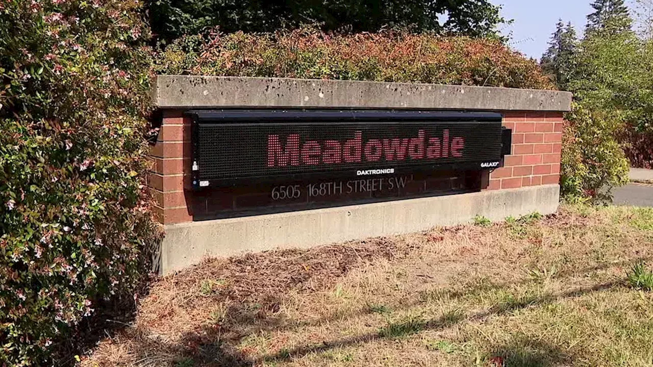 Edmonds School District Faces Backlash Over $200,000 Principal Reassignment
