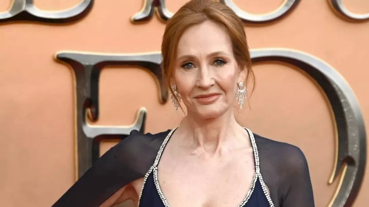 The Digital Battlefield: J.K. Rowling's Clash Over Dolly Parton Tribute
