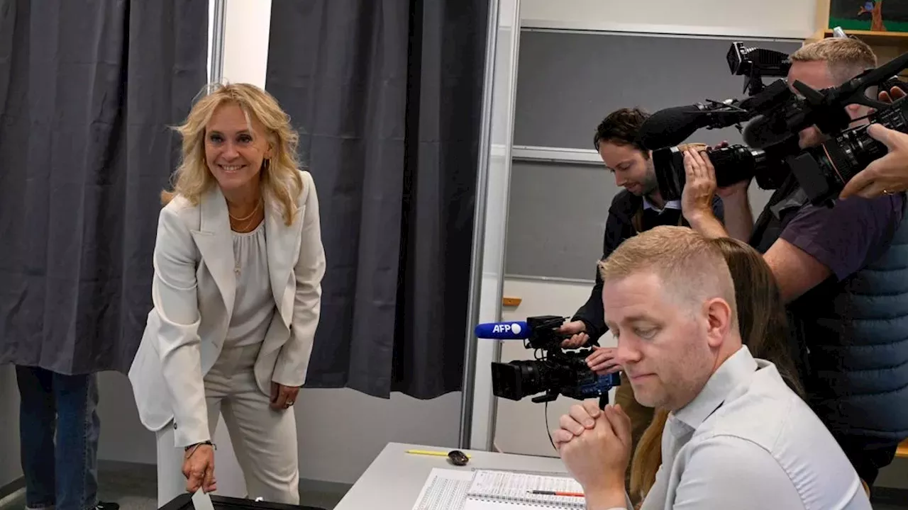 Iceland's 50.5% Mandate: A Fragile Green Light for EU Talks