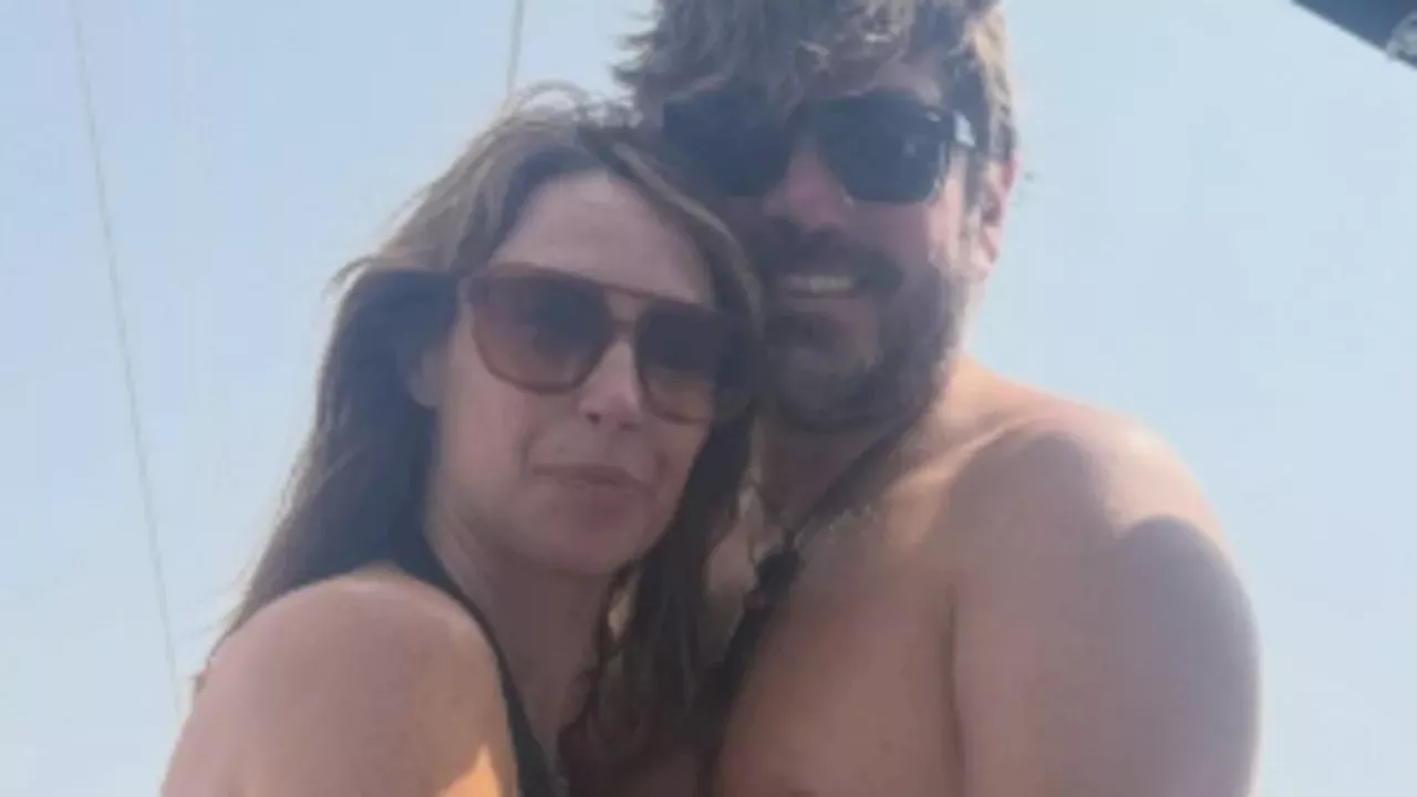 The High Stakes of a New Zealand Crossroads: Alex Jones on Marriage and Motherhood