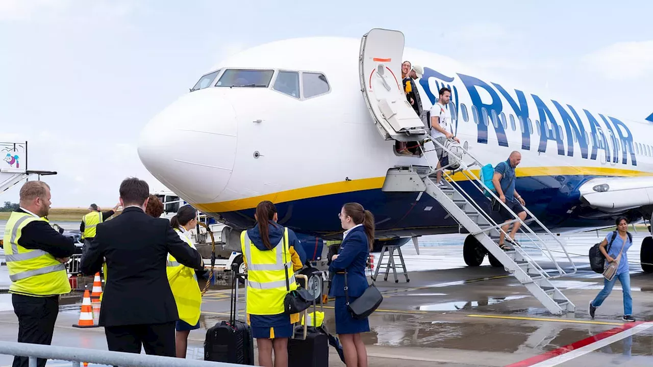 Ryanair's 'Hazardous' Airstairs: The Cost of Low-Cost Efficiency