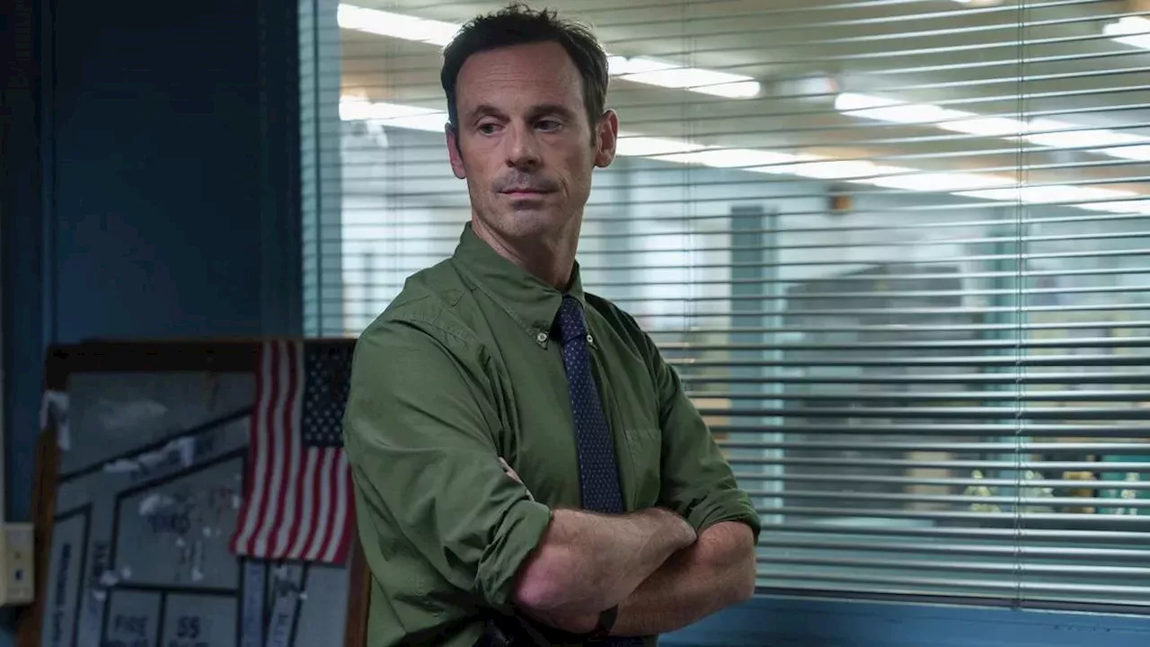 Scoot McNairy on Reimagining the Detective Archetype in Hulu’s 'Furious'