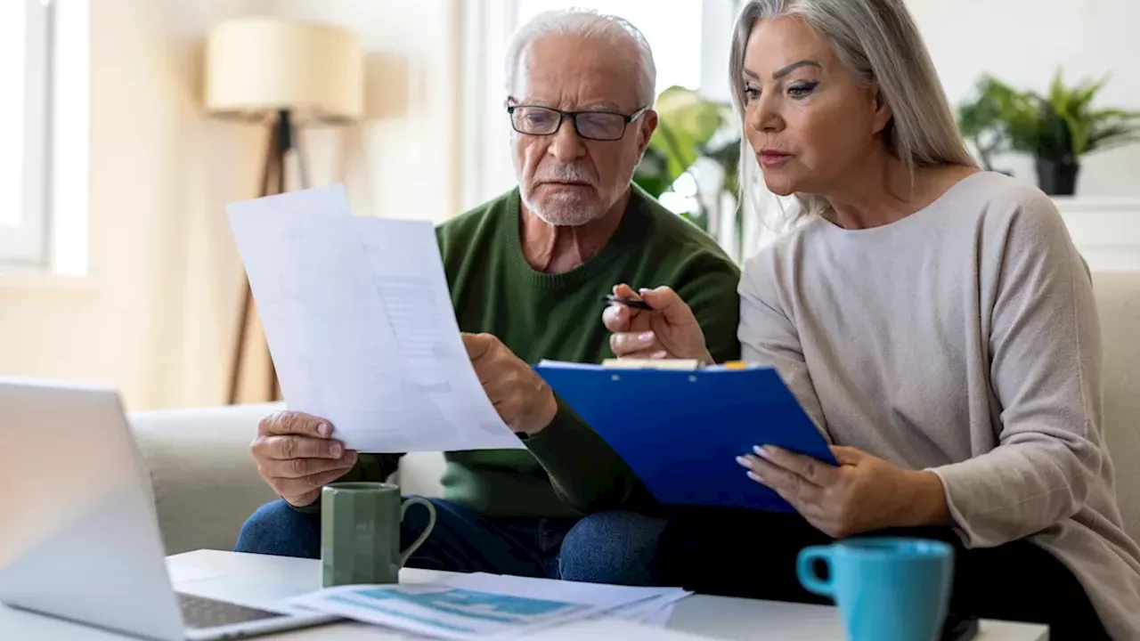 Breaking the Savings Paralysis: How Annuities Mimic the Psychology of a Salary