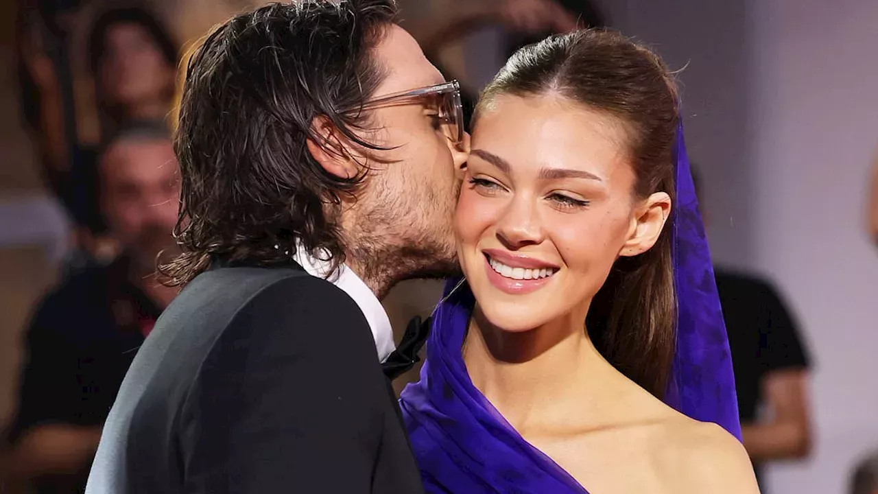 Venice Triumph: Nicola Peltz Claims Rising Star Award Amid Family Support
