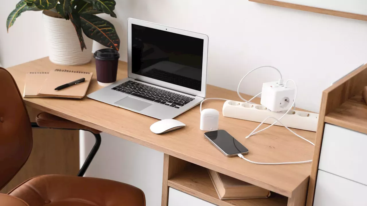 The Hardware of Focus: Fighting 'Visual Crowding' in the Modern Workspace