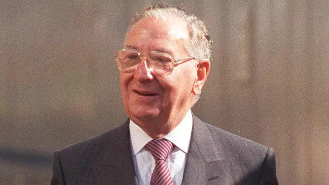 High Court Drama: Simon Lyons Sues Mother Over £1m Property Dispute